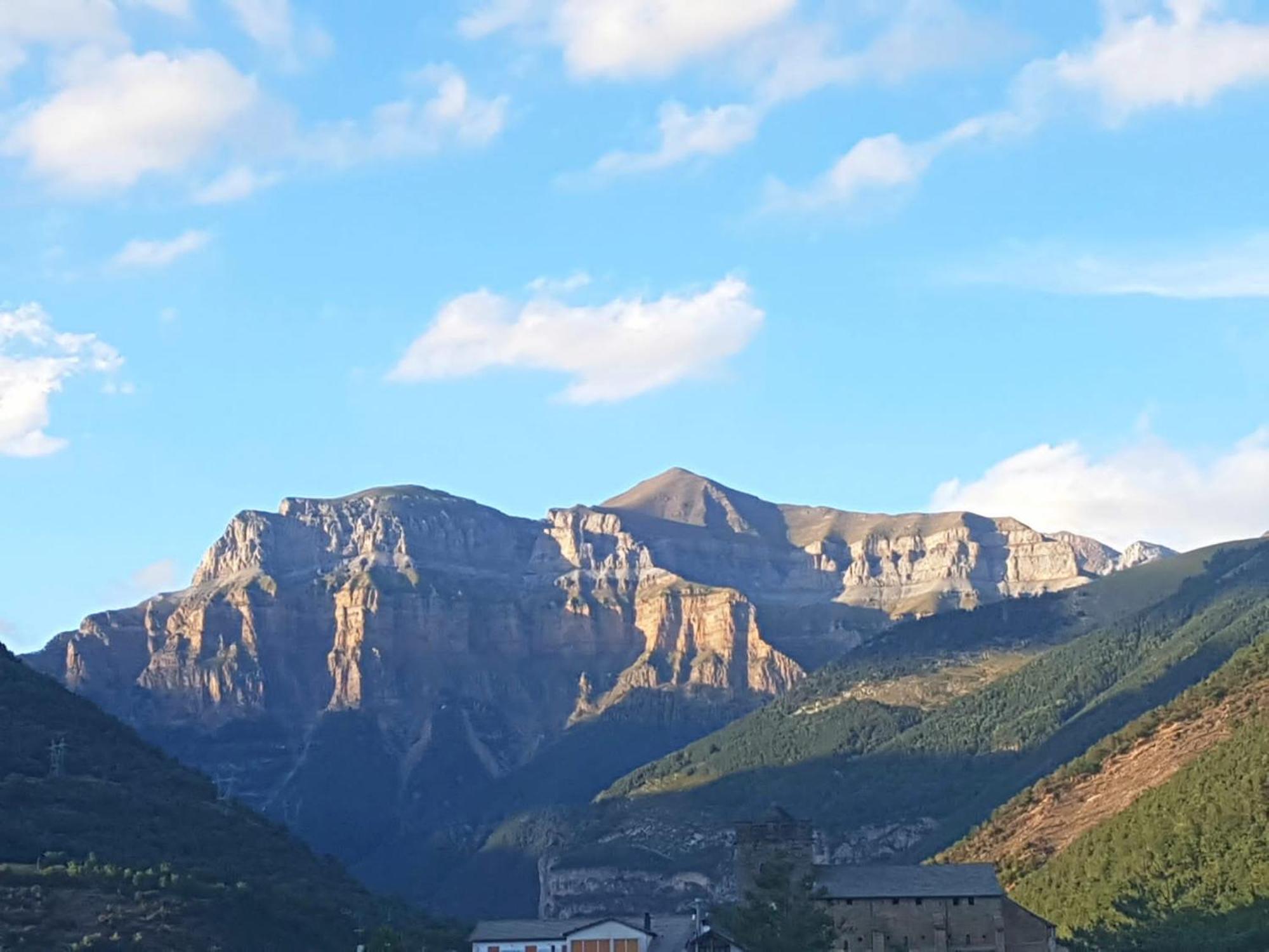 Casa Rural Calzon Ordesa Oto Dış mekan fotoğraf